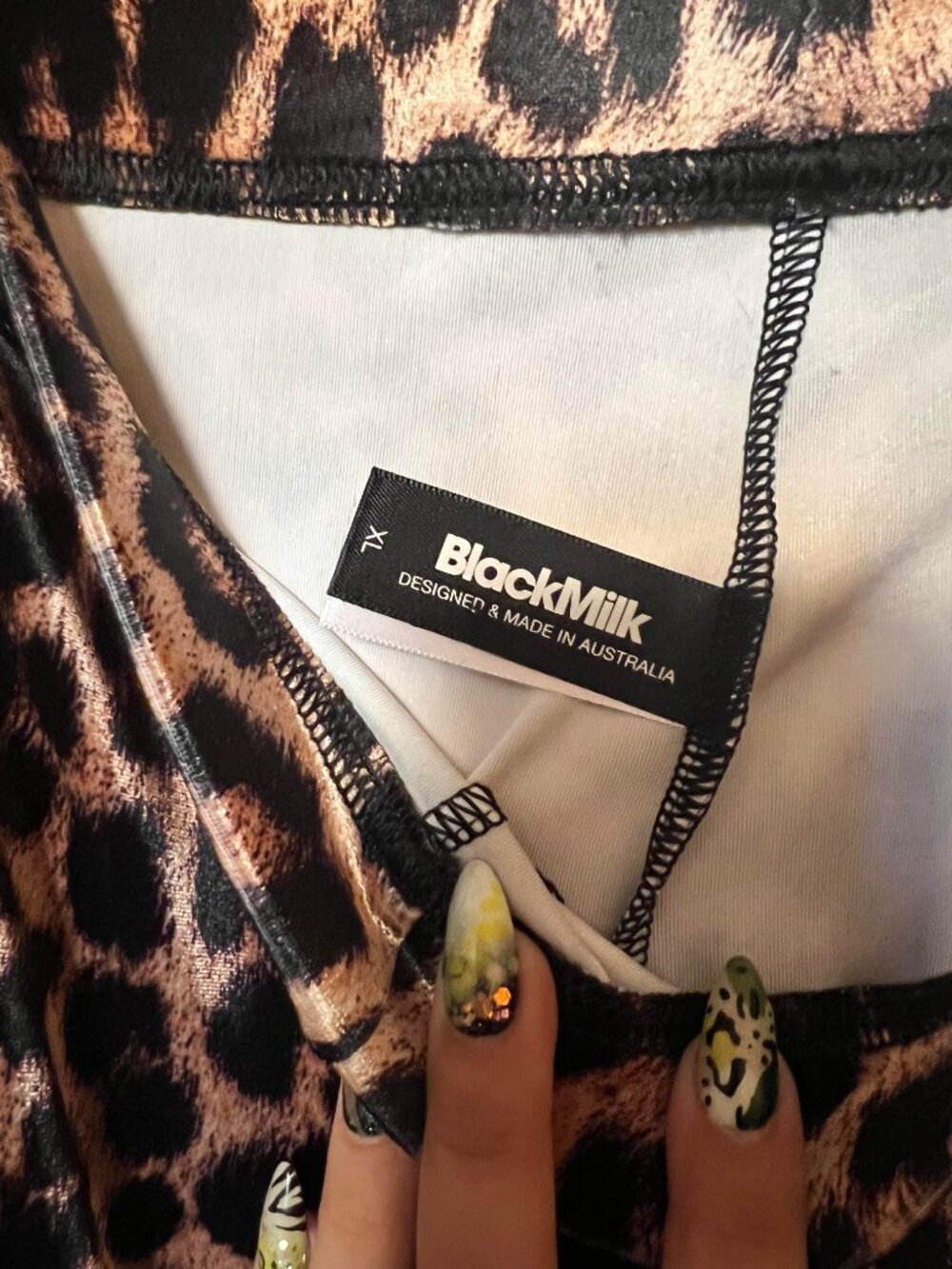 BlackMilk Claws Out Velvet Flare Leopard Leggings Sz XL and XXL - Picture 3 of 3